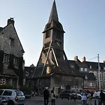 Capucine Bed & Breakfast 4*