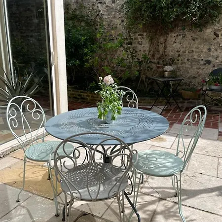 Bed & Breakfast Capucine
