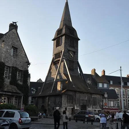 Chambres Chez L'habitant Capucine B&B 3*