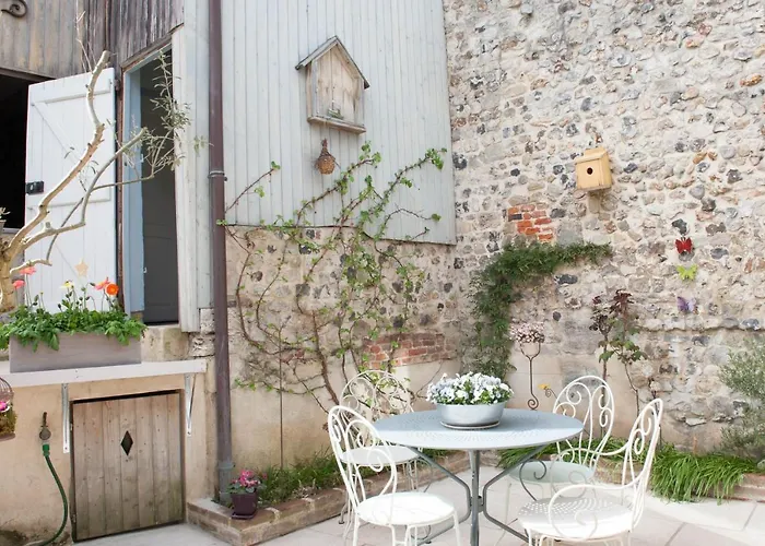 Capucine Bed & Breakfast 3*